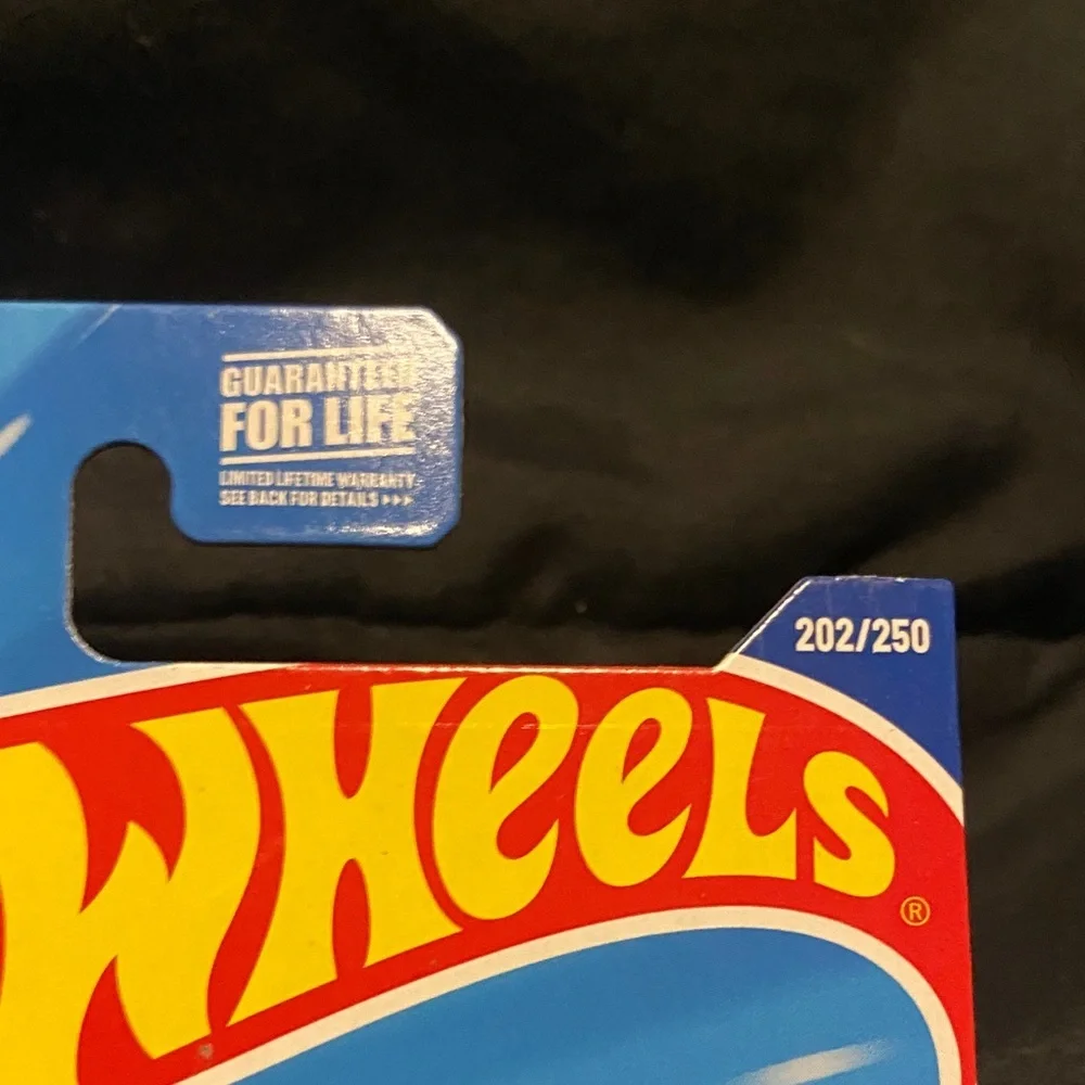 Hot Wheels Track Aces Car Treasure Hunt